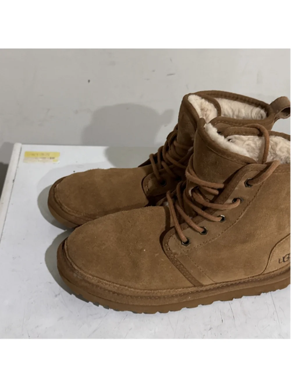 UGG HARKLEY 1017326k CHESTNUT Size 5 Boots Lace Up Kids